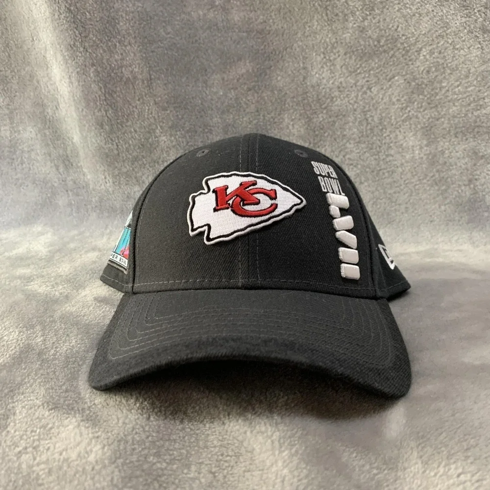 Kansas City‎ Chiefs Hat Cap Snap Back Black NFL Football Super Bowl LVII New Era
